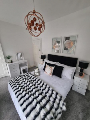 Bronallt luxury